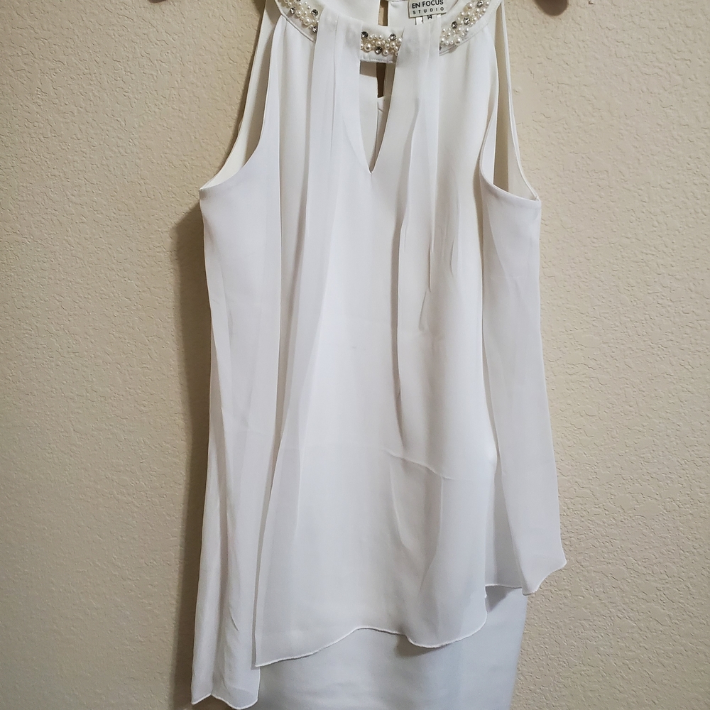 Enfocus Studio White Sleeveless Blouse with Embellished Pearl Neckline